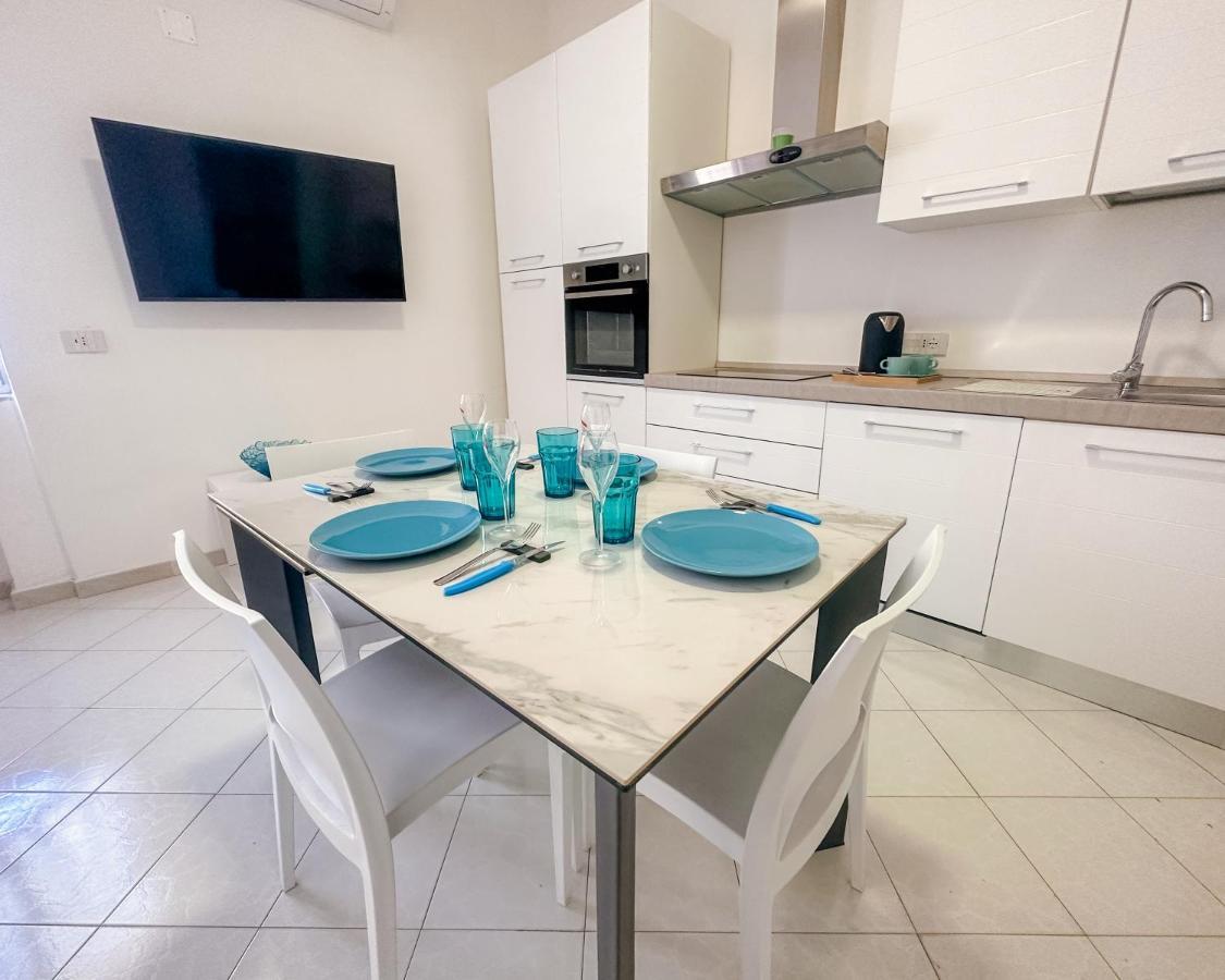 Rosy'S Apartament Castellammare di Stabia Exterior foto
